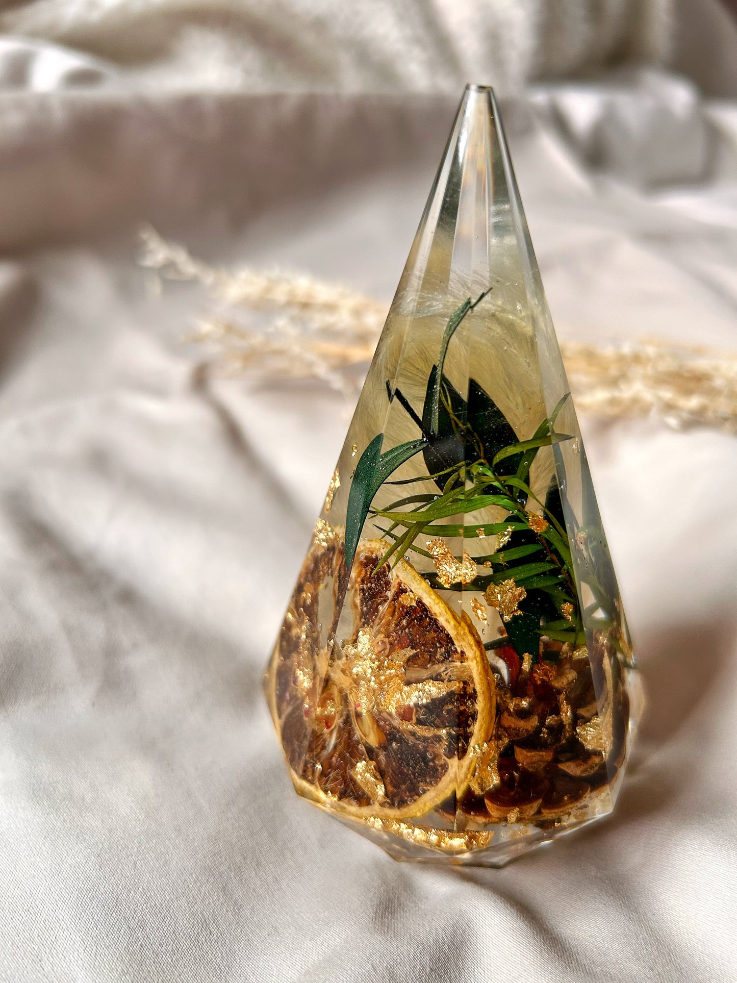 Botanical Crystal Ring Tree