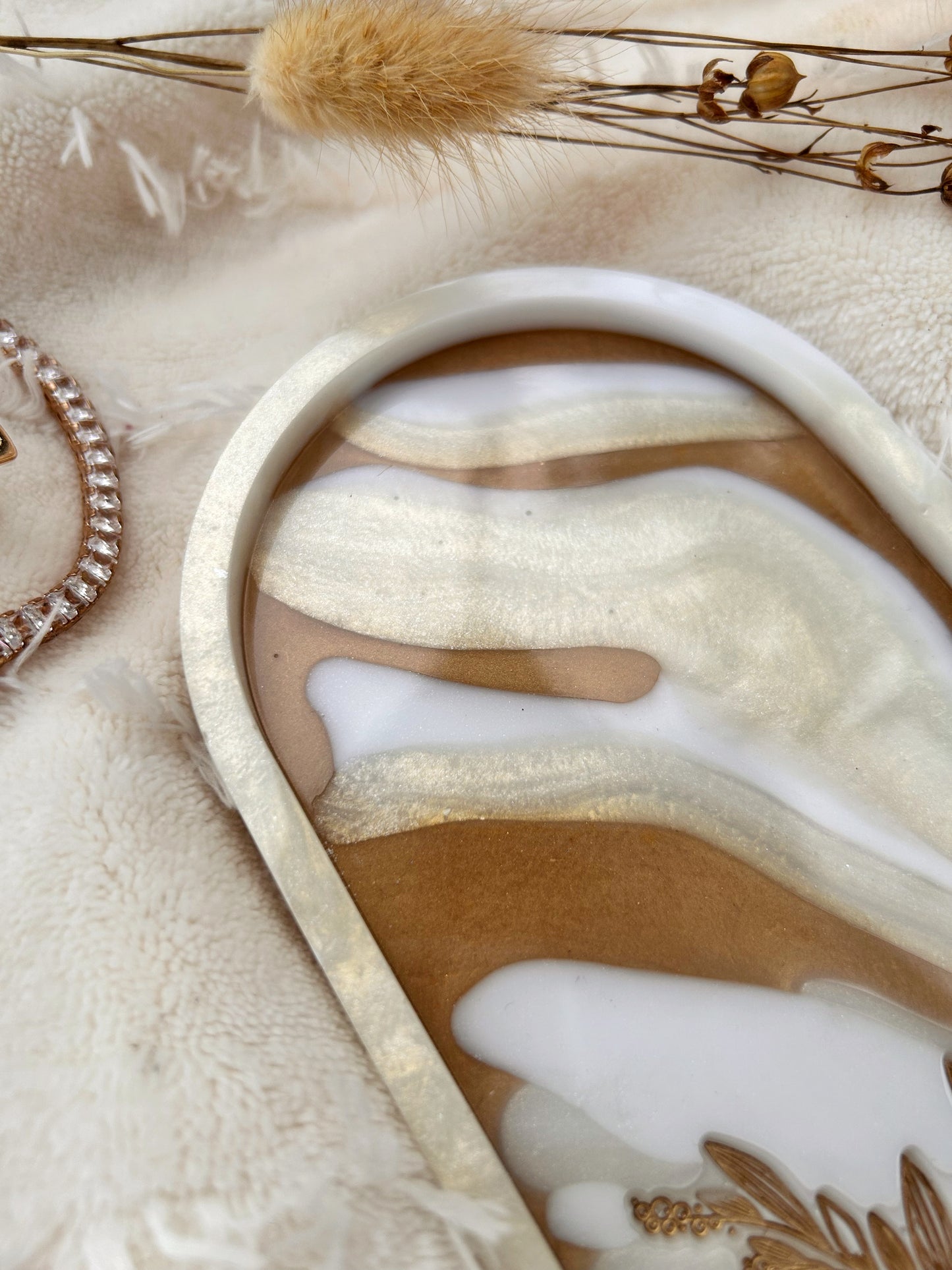 Beige and Gold Oval Jewelry Tray
