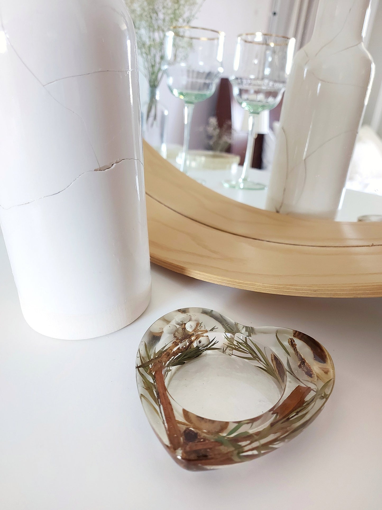 Dried Flowers Resin Candle Holder