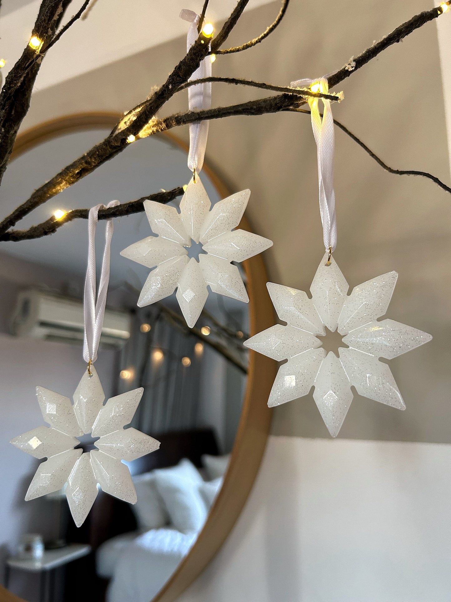 Sparkly White Christmas Ornament Set