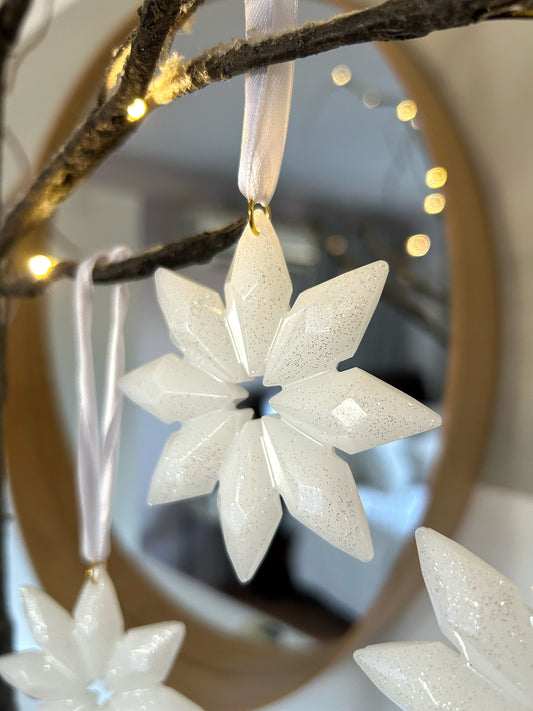 Sparkly White Christmas Ornament Set