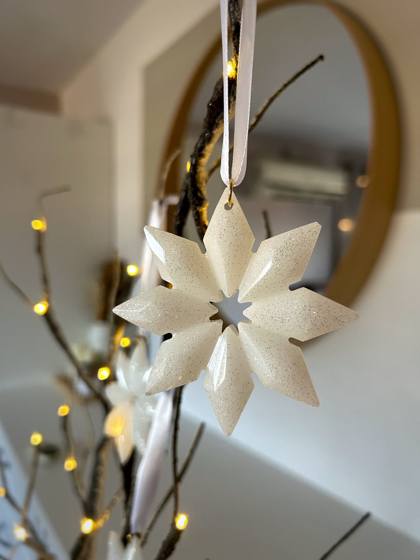 Sparkly White Christmas Ornament Set