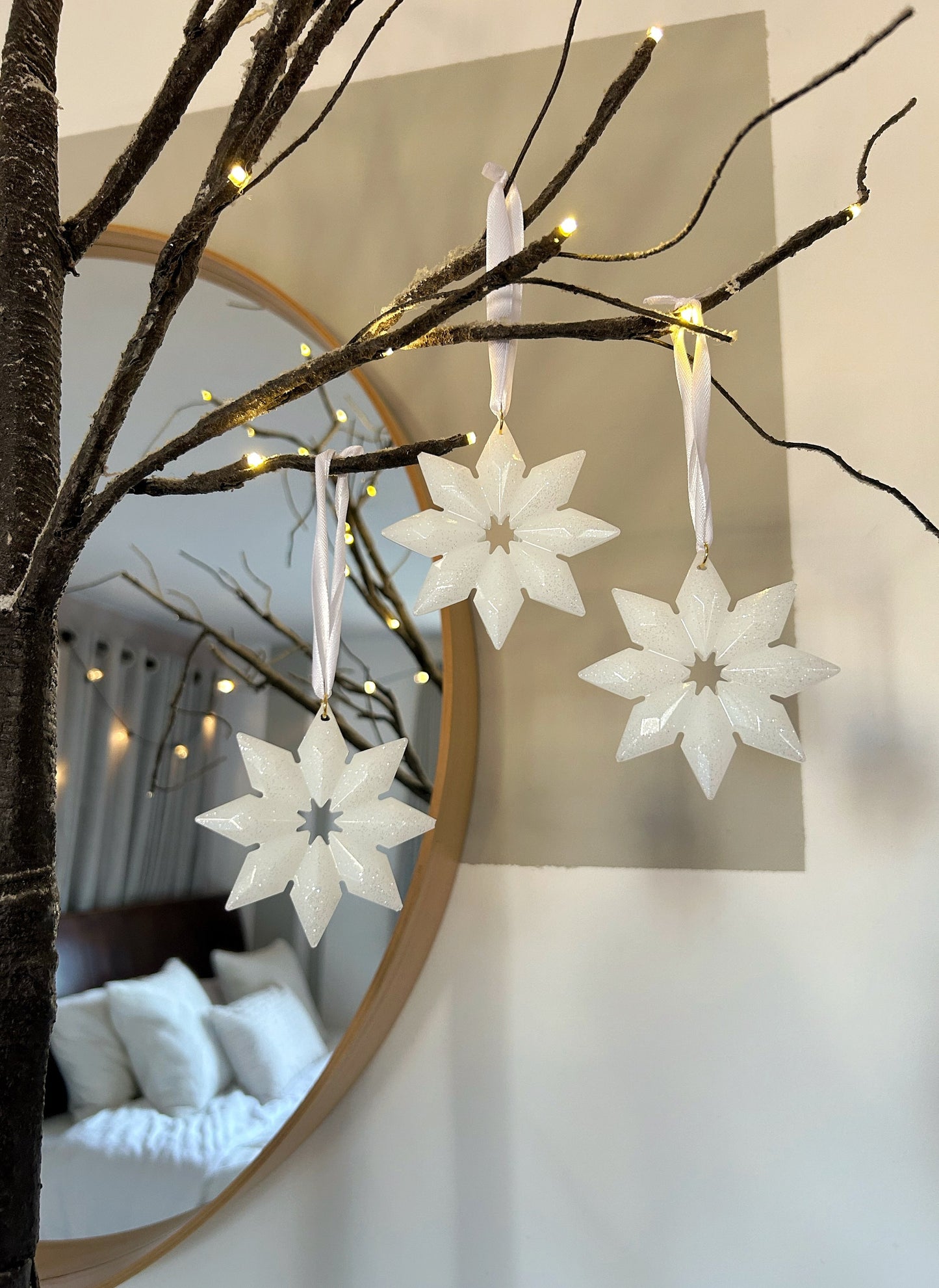 Sparkly White Christmas Ornament Set