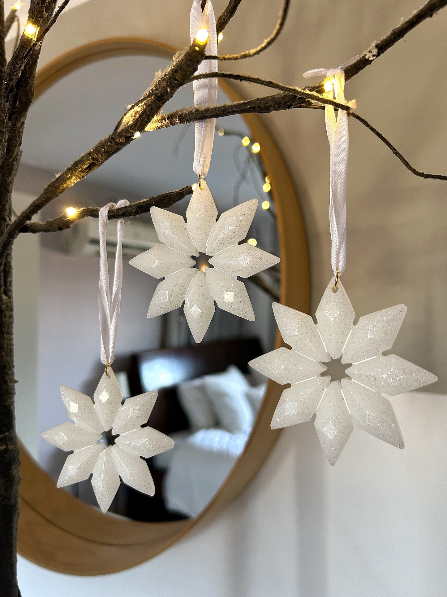 Sparkly White Christmas Ornament Set