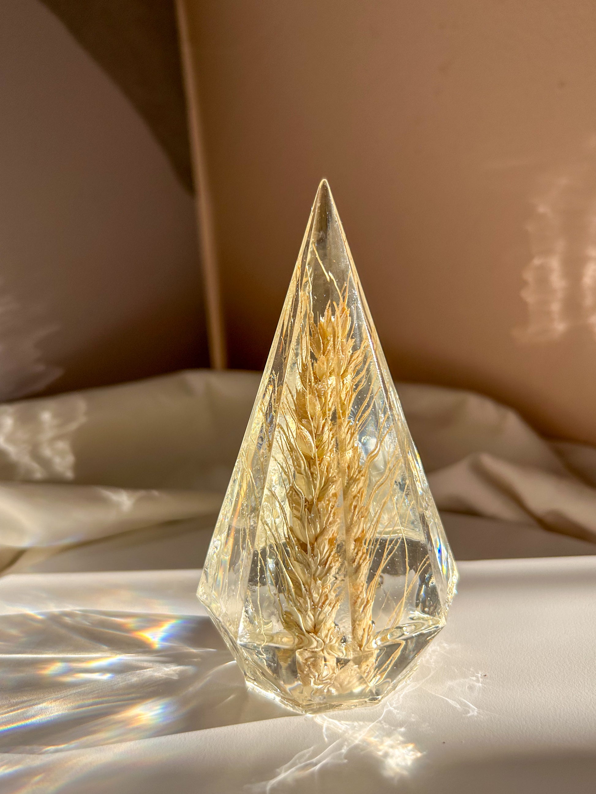 a beautiful handmade resin ring tree featuring wheat. perfect for displaying rings, a unique botanical gift. beautiful vanity, bedroom, bathroom, office, tabletop, nightstand decor. Great as a unique gift for a loved one.